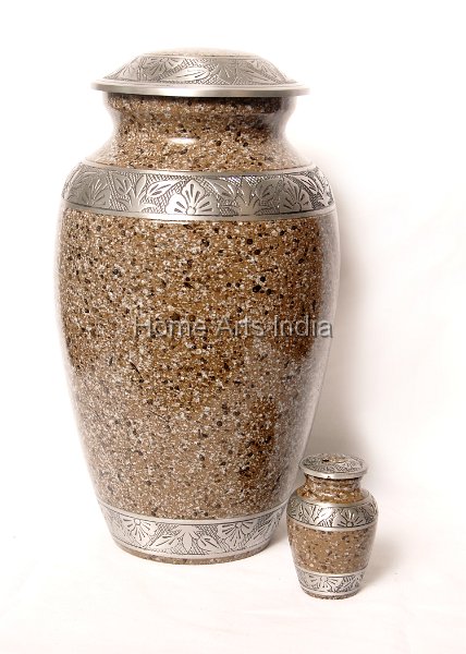 Urn-100.JPG